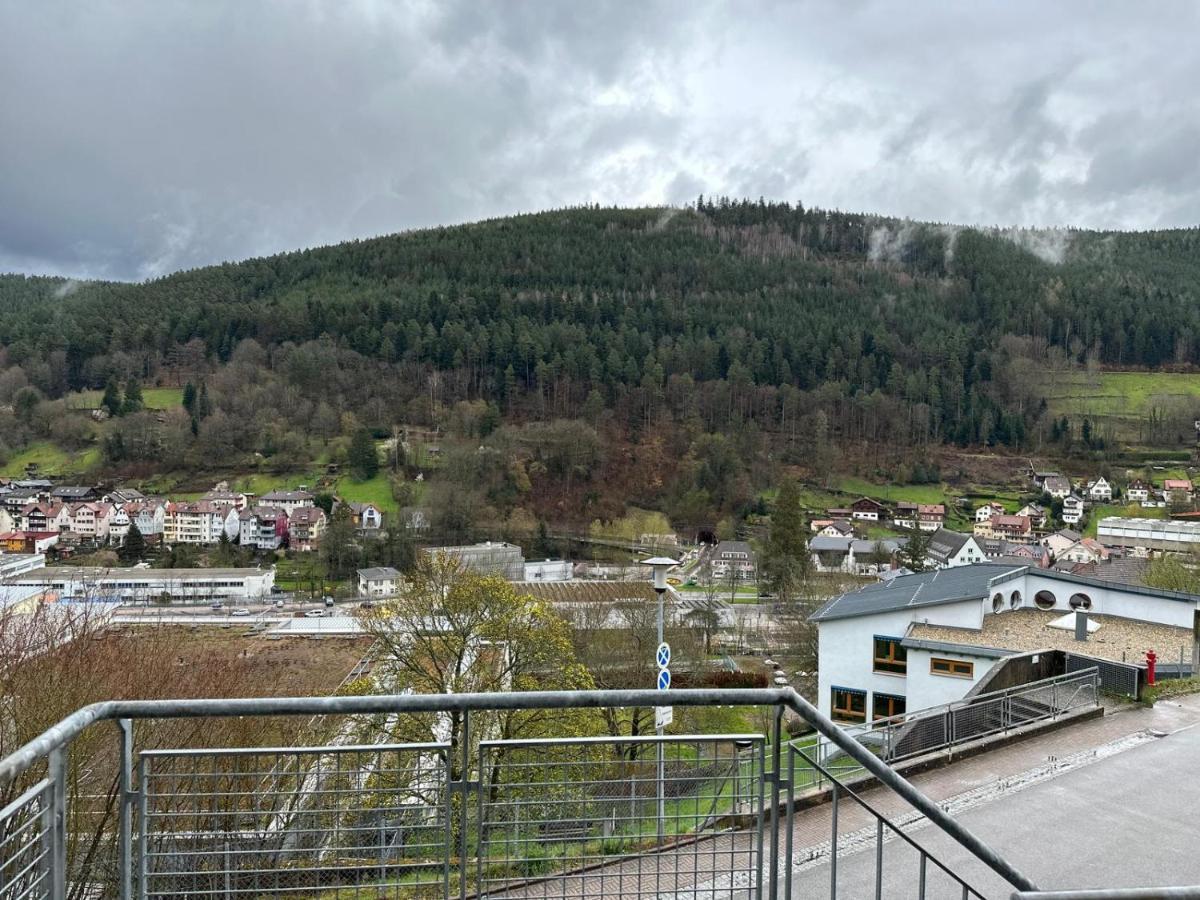 Апартаменты Schwarzwald Maedl Бад-Вильдбад Экстерьер фото